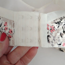 Load image into Gallery viewer, Laura Ashley Padded Underwire Bra, size 38DD
