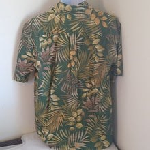 Load image into Gallery viewer, Cooke Street Green Hawaiian Shirt, size XL

