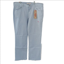 Load image into Gallery viewer, Levi's Women's 505 Straight Jeans, Cashmere Blue, Size 16 Medium 33x32
