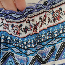 Load image into Gallery viewer, Forever 21 Blue Pattern Palazzo Pants, Size Medium
