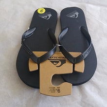 Load image into Gallery viewer, Quiksilver Men&#39;s Black Flip Flop Sandals, size 9
