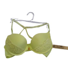 Load image into Gallery viewer, Tart Noir Collections Split X Strap Lacy Bra, Key Lime, 34C
