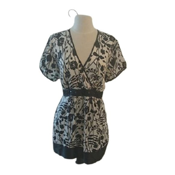 Motherhood Maternity Black +White Top, Black + Ivory, size XL