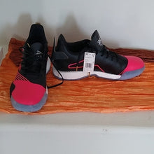 Load image into Gallery viewer, Adidas Men&#39;s TMAC Millennium Basketball Shoes, Black/Red/Dk Gry, Size 17 US
