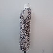 Load image into Gallery viewer, Haani Navy + Beige Print Travel Midi Dress, Medium
