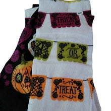 Load image into Gallery viewer, Set of 4 Halloween Day of the Dead Sugar Skulls Dia DeLos Muertos Kitchen Towels
