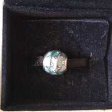 Load image into Gallery viewer, Pandora Light Blue Enamel Vines Bead -790525EN18
