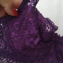 Load image into Gallery viewer, GYCL Ultrathin Underwire Push Up 3/4 Lace Bra, Purple, size Large 38B
