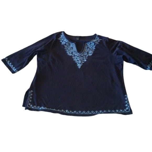 Avenue Navy Embroidered Tunic Blouse, size 22/24
