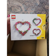 Load image into Gallery viewer, LEGO Iconic: Heart Ornament Valentine (40638)
