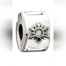 Load image into Gallery viewer, Chamilia Ster Silver Swarovski Snowflake Lock Beads Charms 1430-0004, Set of 2
