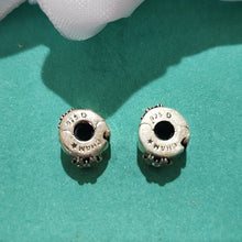 Load image into Gallery viewer, Chamilia Ster Silver Swarovski Snowflake Lock Beads Charms 1430-0004, Set of 2
