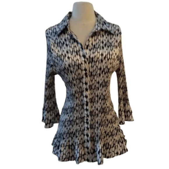 Notations Woman Black White Shiny Career Blouse with bell sleeves, size 2X