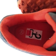 Load image into Gallery viewer, Doggo UK Parcours Agility Shoes 36  Size 5.5 US
