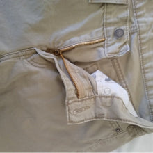 Load image into Gallery viewer, Levi's Men's 514 Jeans, Beige, 30 x 32
