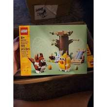 Load image into Gallery viewer, LEGO Spring Animal Playground Building Toy - 40709
