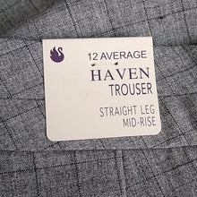 Load image into Gallery viewer, Women's Gloria Vanderbilt Haven Straight Trouser Pants, Heather Grey, Size 12
