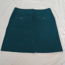 Load image into Gallery viewer, Athleta Green Emerald Skirt,  Size 8 Tall, 8T

