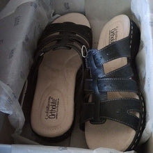 Load image into Gallery viewer, Croft &amp; Barrow Fugue Women's Sandals: Black, Size 7 Wide
