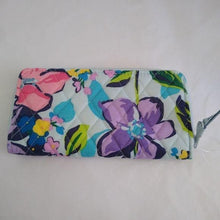 Load image into Gallery viewer, Vera Bradley Accordion Wallet, Marian Floral
