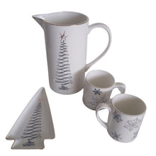 Load image into Gallery viewer, Servappetit Christmas Tree 60 oz Pitcher + Mugs w/ matching service tray
