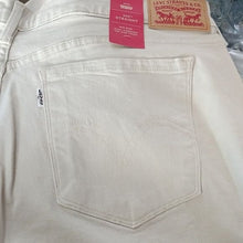 Load image into Gallery viewer, Levi's 505 Straight Leg Mid RiseJeans, Natural Beige, Size 16 Medium
