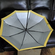 Load image into Gallery viewer, Legoland California Mini Foldable Umbrella with Dots Pattern
