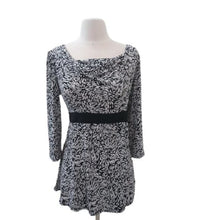 Load image into Gallery viewer, Motherhood Maternity Black + White Top Blouse,  Size Medium
