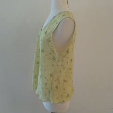 Load image into Gallery viewer, Hillard &amp; Hanson Green Sheer Career Floral Tank, Size XL
