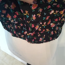 Load image into Gallery viewer, Lily White SAMPLE Short Sleeved button down Top, Black/Pinks, Size Medium
