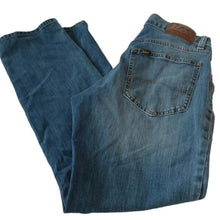 Load image into Gallery viewer, Lee Regular Fit Tapered Leg L341 Jeans, 30x32
