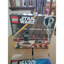 Load image into Gallery viewer, LOT LEGO GWP STAR WARS 40765 Kamini &amp; 30708  Millennium Falcon
