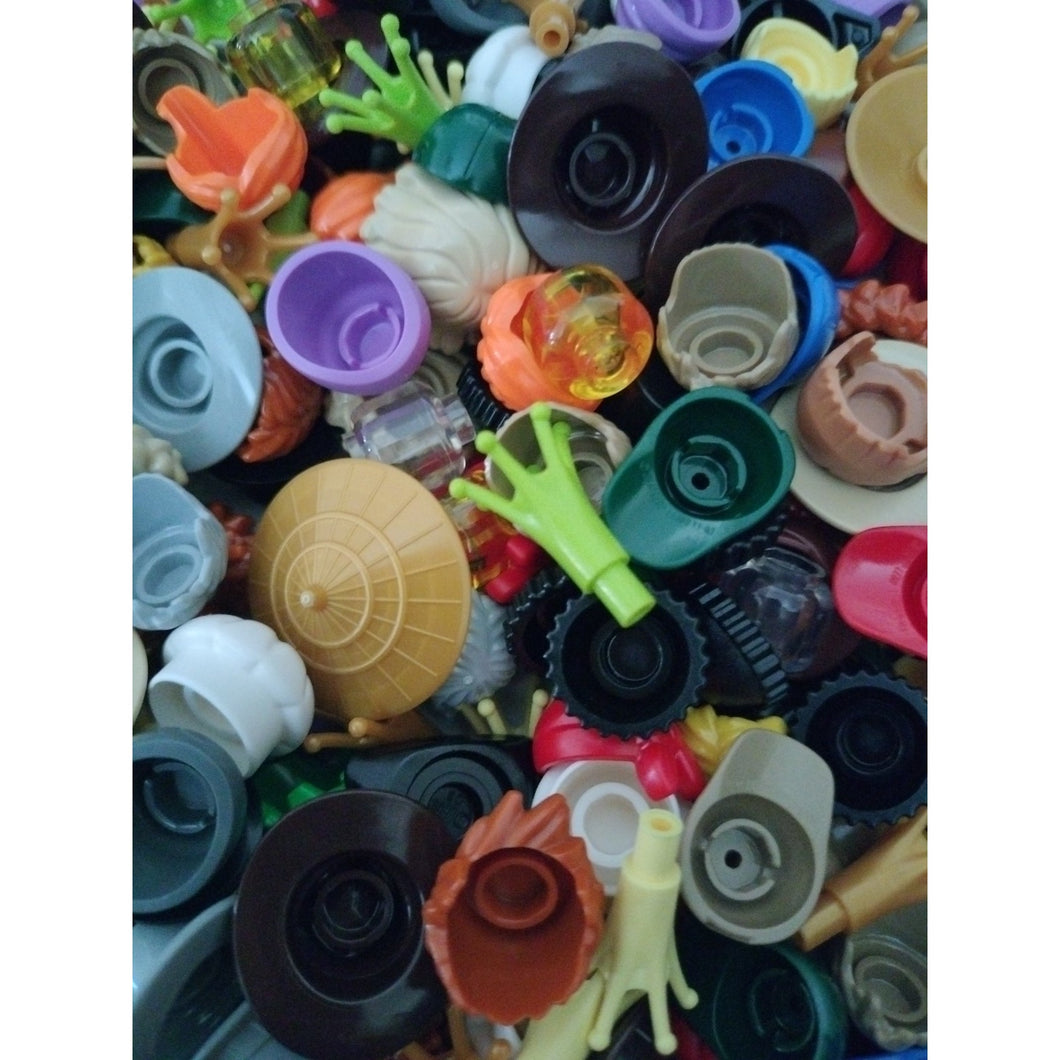Lego Minifigure Random Grab Bag of 25 Hair Helmet & Head Pieces