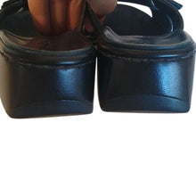 Load image into Gallery viewer, Clark's Collection Denim Blue Slip-on Sandals, Size 6
