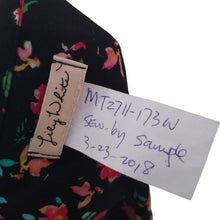 Load image into Gallery viewer, Lily White SAMPLE Short Sleeved button down Top, Black/Pinks, Size Medium
