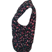Load image into Gallery viewer, Lily White SAMPLE Short Sleeved button down Top, Black/Pinks, Size Medium
