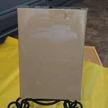 Load image into Gallery viewer, ARII Macross Battroid Valkyrie VF-1A model
