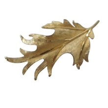 Load image into Gallery viewer, Vintage BSK Goldtone Metal Leaf Brooch
