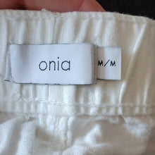 Load image into Gallery viewer, Onia NOAH Drawstring 100% Linen Shorts, Natural White, size Medium
