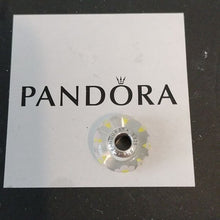 Load image into Gallery viewer, Pandora Field of Daisies Murano Glass Charm 925 ALE 791623
