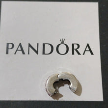 Load image into Gallery viewer, Pandora Shining Path Clip with Pink Zirconia 791972pcz

