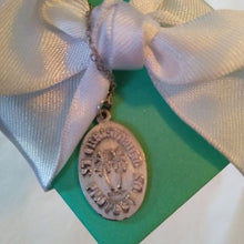 Load image into Gallery viewer, Vintage Sterling Silver 925 Saint Christopher Oval Medal on  18&quot; Chain
