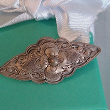 Load image into Gallery viewer, Vintage Artisan Silver Wirework Filigree Bar Brooch, tested
