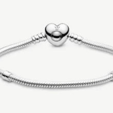 Load image into Gallery viewer, Pandora Moments Heart Clasp Bracelet 7.9&quot; ALE 925 Sterling Silver
